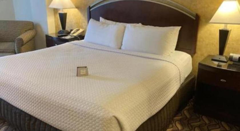 Radisson Hotel Austin - University Экстерьер фото