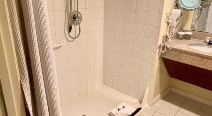 Radisson Hotel Austin - University Экстерьер фото